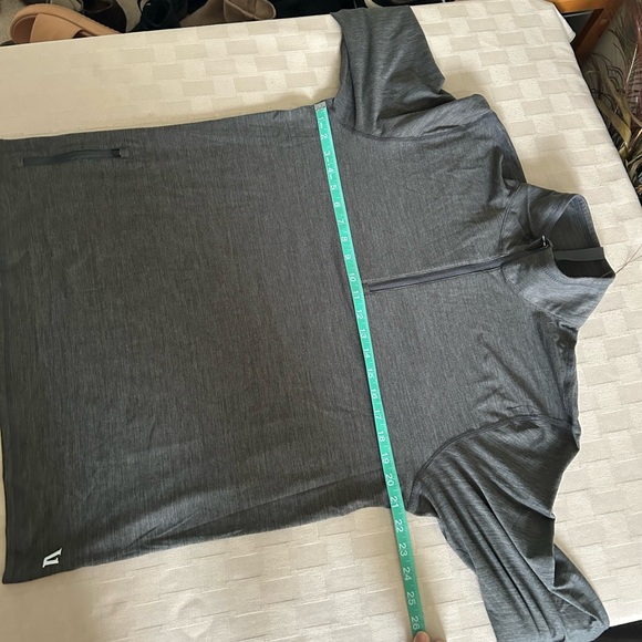 Vuori Easy Performance Half Zip 2.0 Pullover Sweatshirt - Picture 11 of 12